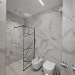 Amara * Tirana